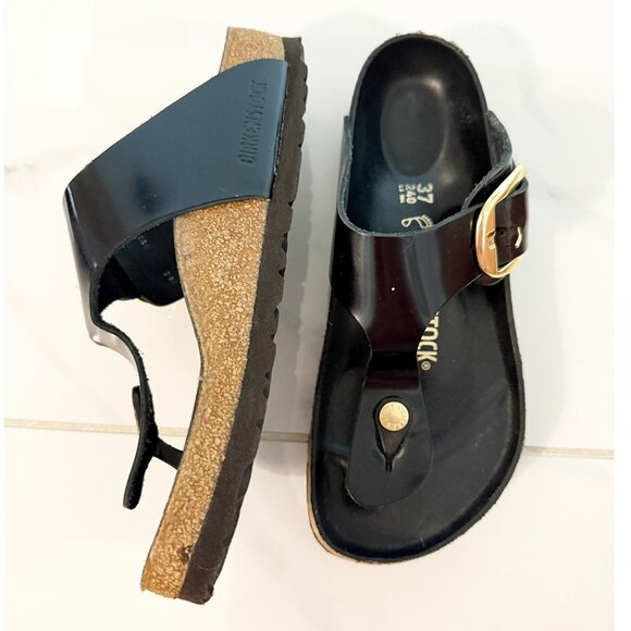 Birkenstock Gizeh Big Buckle High Shine Sandals in HIGH SHINE BLACK - Picture 2 of 10